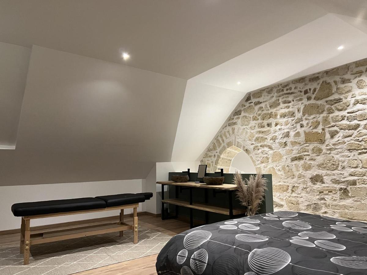 Appart Spa Privatif Laon Appartement Buitenkant foto