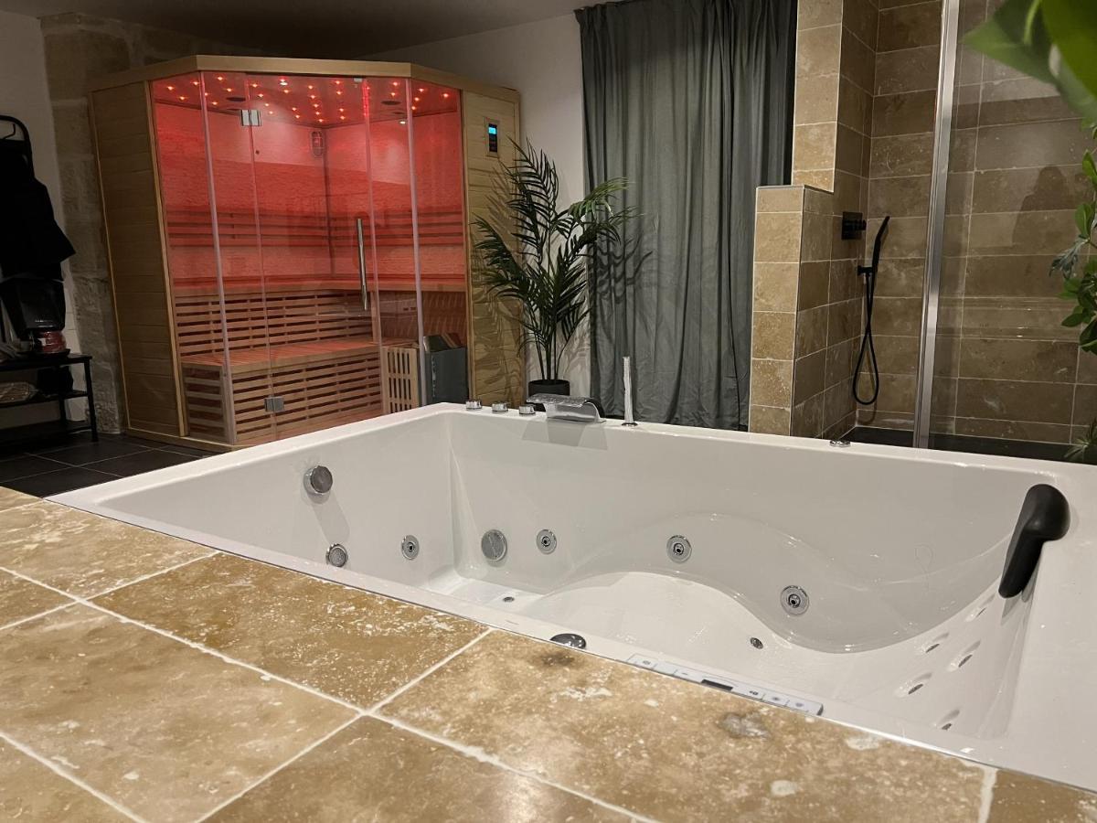 Appart Spa Privatif Laon Appartement Buitenkant foto