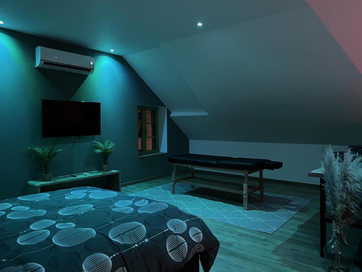 Appart Spa Privatif Laon Appartement Buitenkant foto